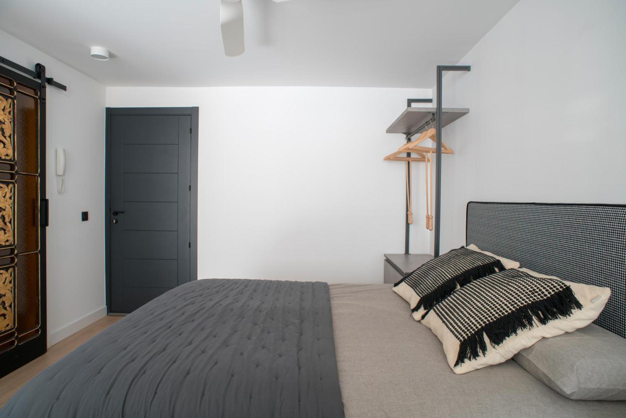 Apartaments Turistics Cardona IV المظهر الخارجي الصورة